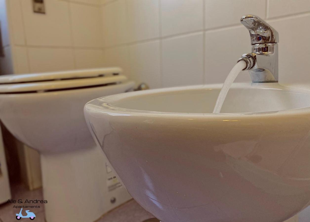 Ale&Andrea Apartments Blu & Lilla Rome Luaran gambar