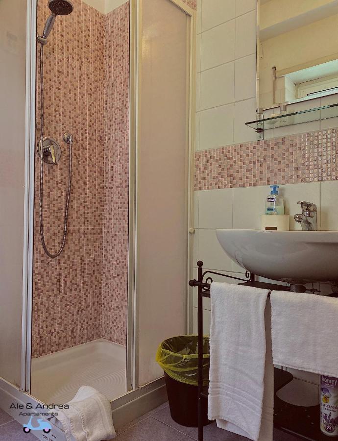 Ale&Andrea Apartments Blu & Lilla Rome Luaran gambar